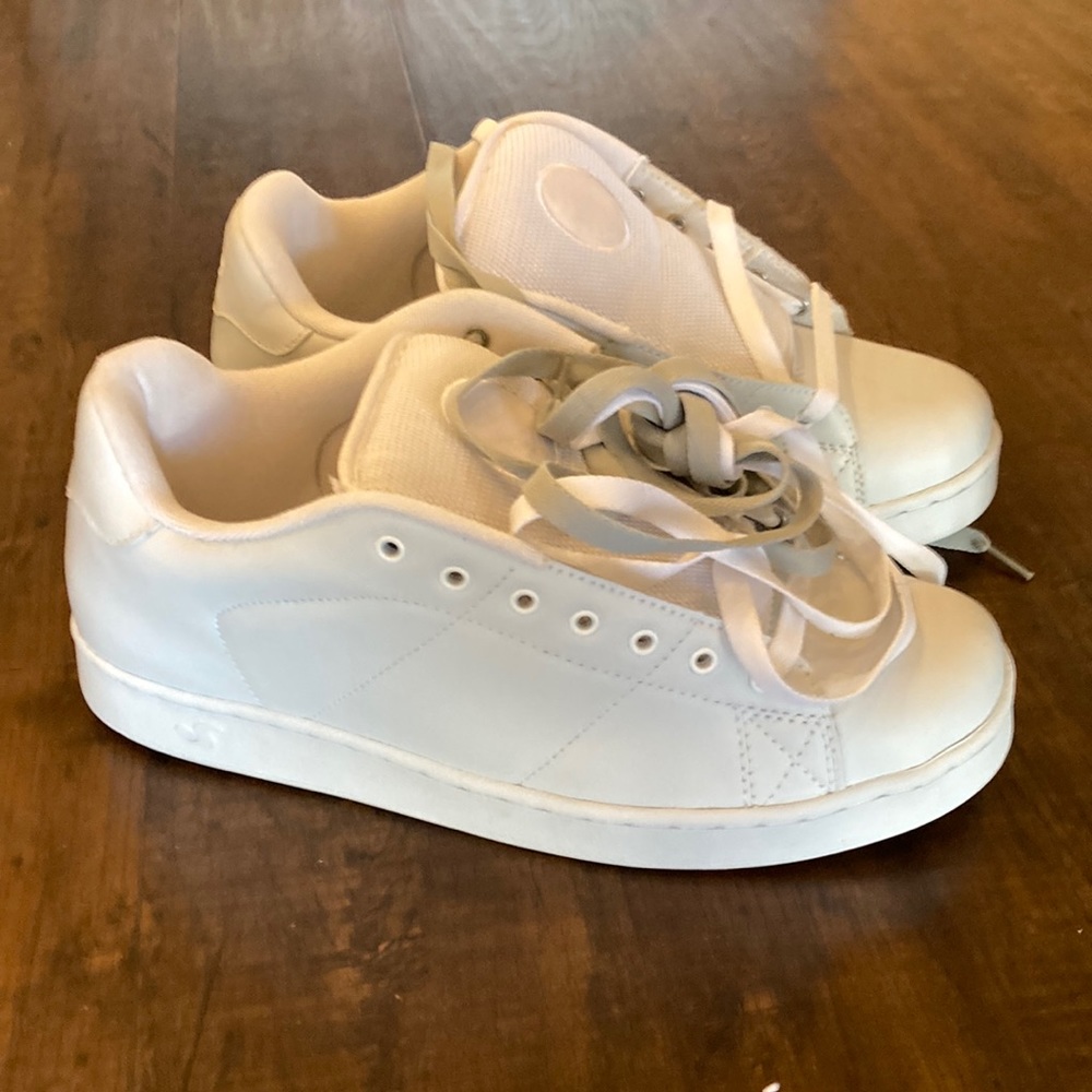 DVS white Revival men’s size 12 Skate Shoes
